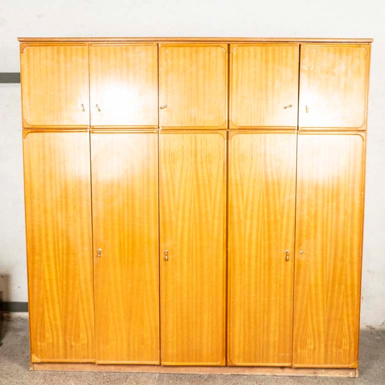 Item 2109178 - Image 0