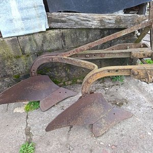 Tractor Fordson Major E1A con Rastra, Arado y Disquera - imagen 6