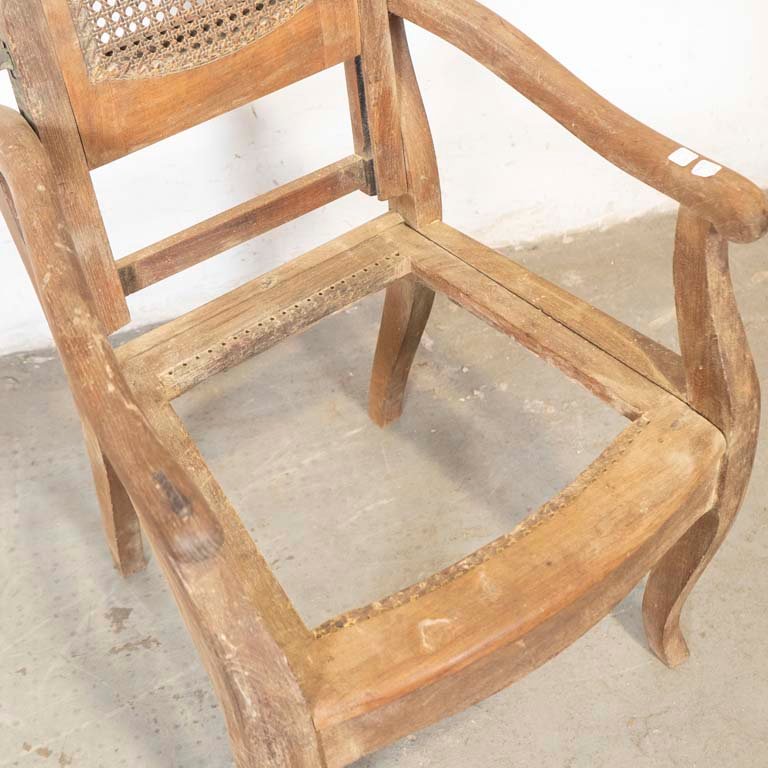 Item 2101868 - Image 1