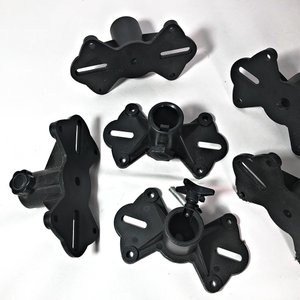 Seis Soportes para Parlantes Negros - imagen 3