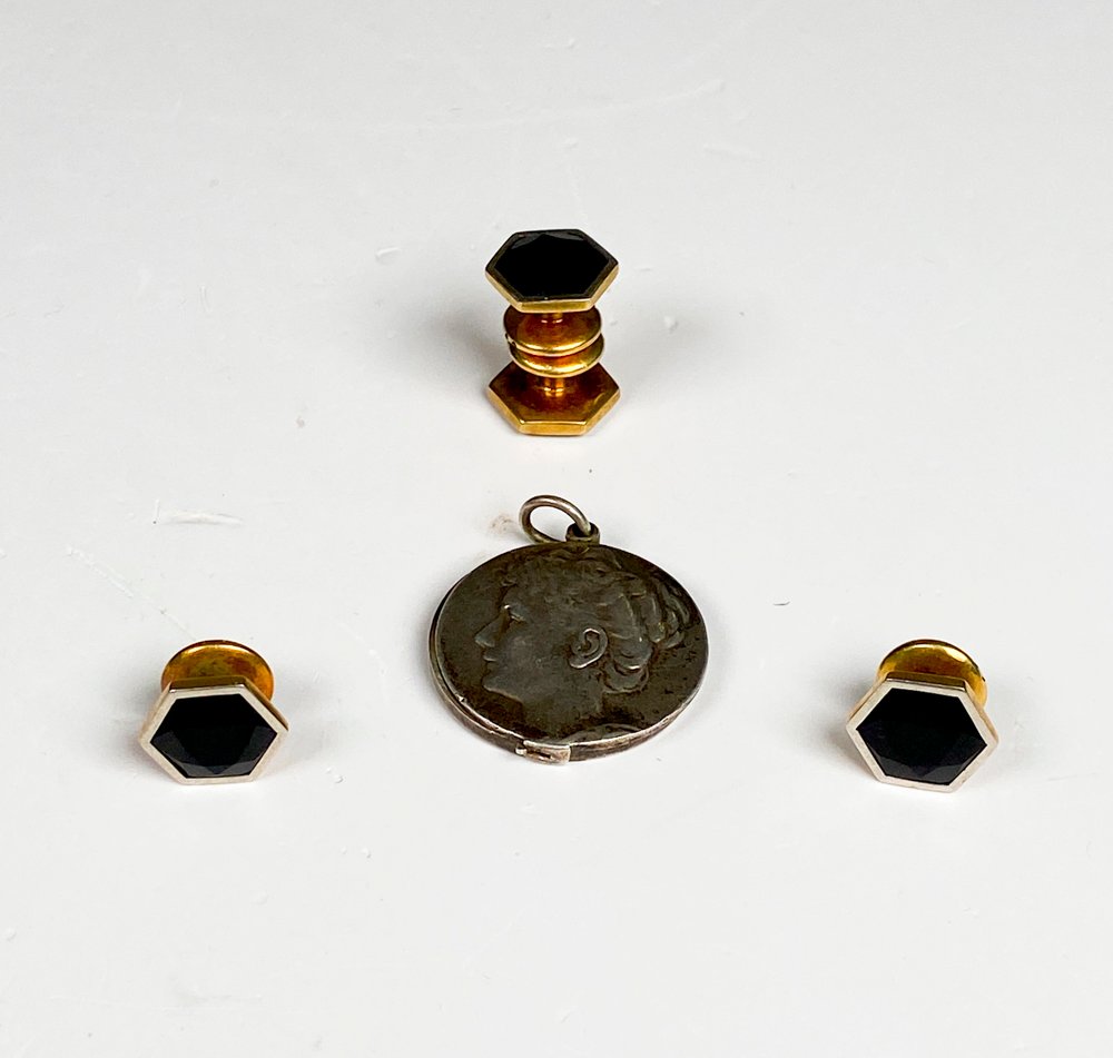 Item 496421 - Image 0