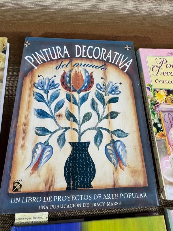 Colección de libros sobre decoración en español - imagen 3