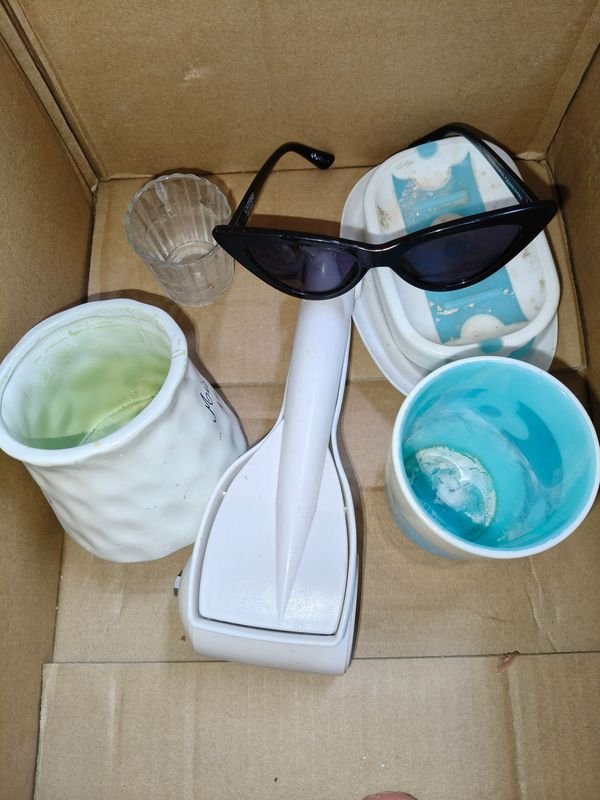 Lote Surtido: Vasos, Anteojos de Sol y Utensilio de Cocina