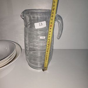 Jarra de Vidrio y Cuatro Boles de Loza Blanca - imagen 3