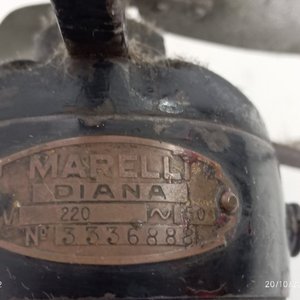 Ventilador de Mesa Antiguo Marelli Diana de Metal con Base Negra - No Funciona - imagen 5