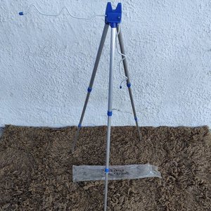 Soporte Porta Cañas de Pescar Tripode Telescópico Plegable para 5 Cañas - imagen 5