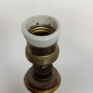 Lámpara de Pie Dorada a la Hoja con Base de Madera y Pantalla Restaurada - imagen 5