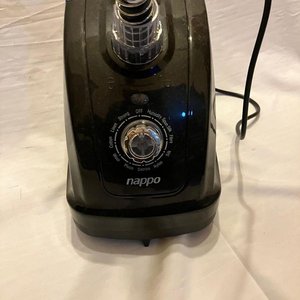 plancha a vapor vertical (o vaporizador de prendas) de la marca Nappo - imagen 4