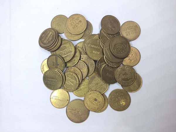 Lote de Fichas y Tokens de Colección Varios