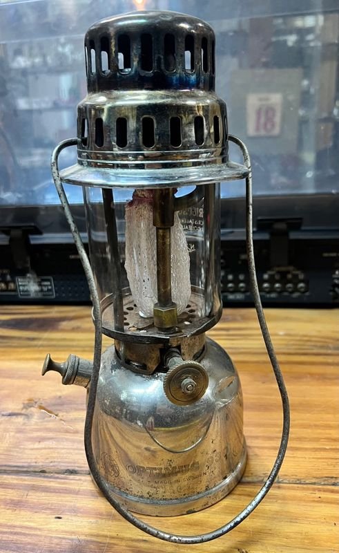 Farol a Presión Optimus Modelo 350 CP Sueco a Queroseno