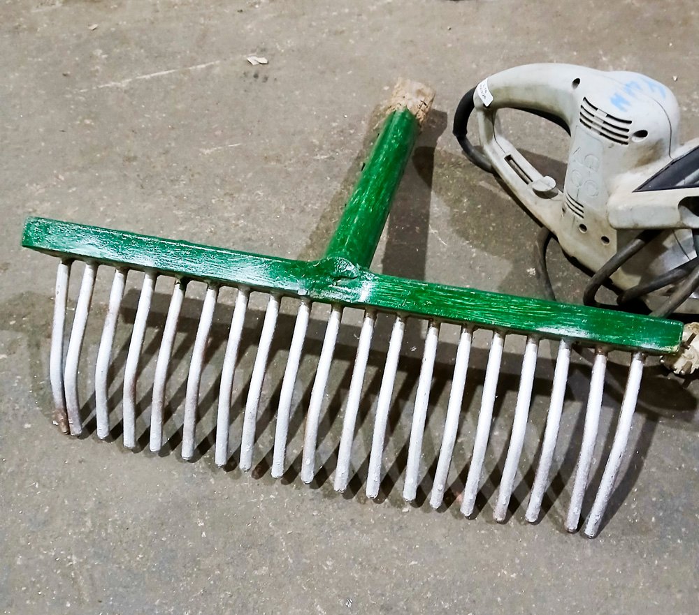 Drill y rastrillo eléctrico para jardinería - imagen 2