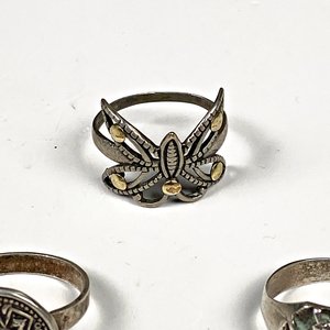 Tres Anillos de Plata con Diseños Distintivos - imagen 4