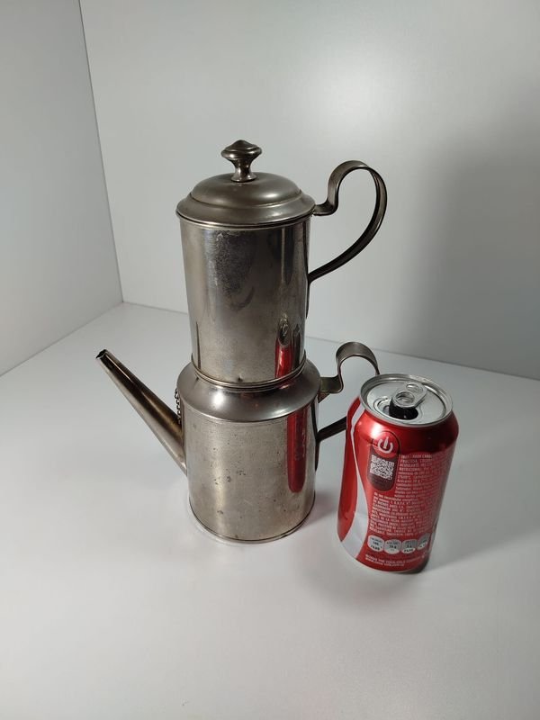 Curiosa y rara cafetera modelo moka en acero - imagen 2