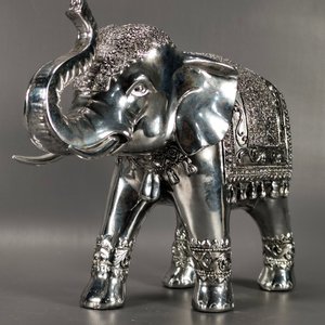 Figura Decorativa Elefante Plateado Plástico Duro - imagen 1