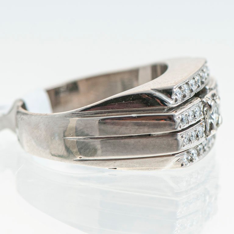 Item 2105104 - Image 1