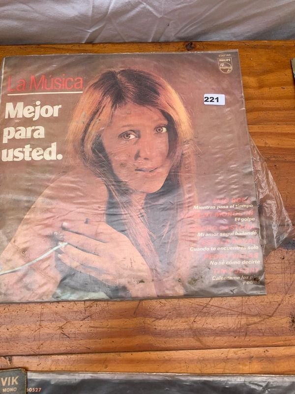 Item 869375 - Image 0