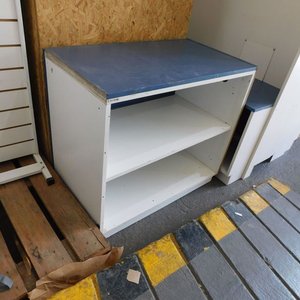Lote anterior: Mueble estante de madera