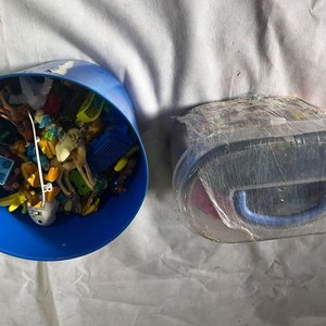 Lote anterior: 2 Contenedores con Bloques de Construcción tipo LEGO