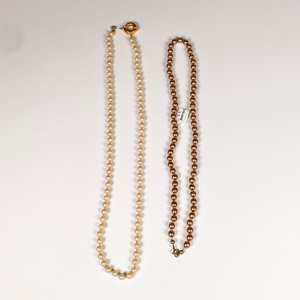 Dos Collares de Perlas Falsas Estilo Clásico - imagen 2