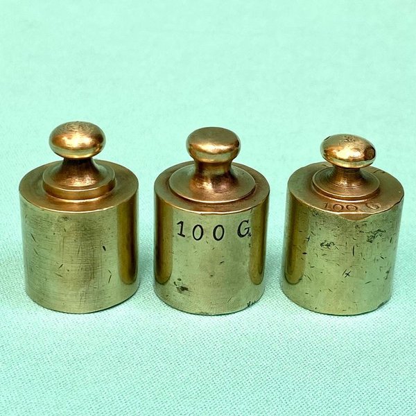 Pesas de bronce antiguas para 100 gramos cada una - imagen 1