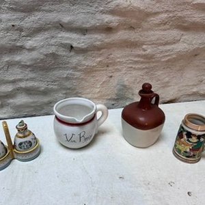 Lote anterior: Lote de Jarras y Set de Aceite y Vinagre Antiguos