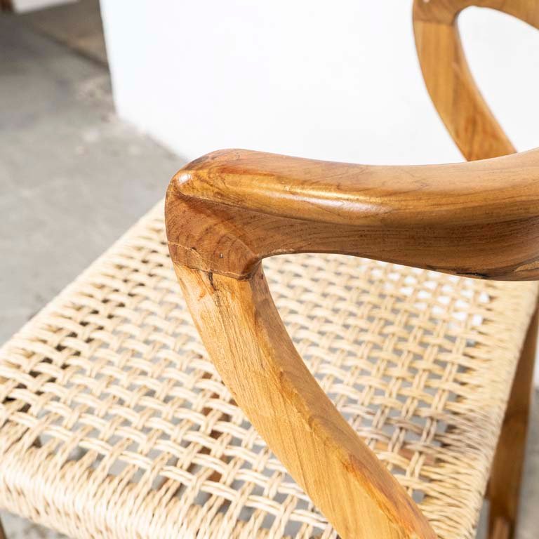 Item 2111076 - Image 2