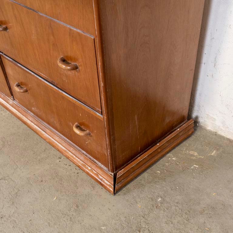 Cajonera de madera con 10 cajones, detalles en el lustre y enchapado - imagen 3