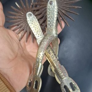 Espuelas de Caballo Grandes con Grabados - imagen 7