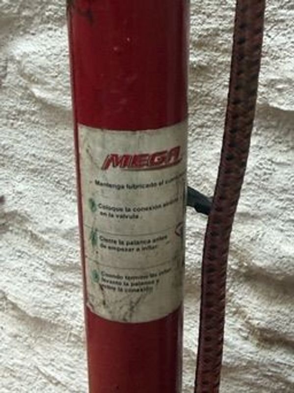 Aparatos de aire comprimido y extintor de incendios - imagen 2