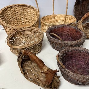Lote de 9 Canastos de Mimbre Artesanales - imagen 8