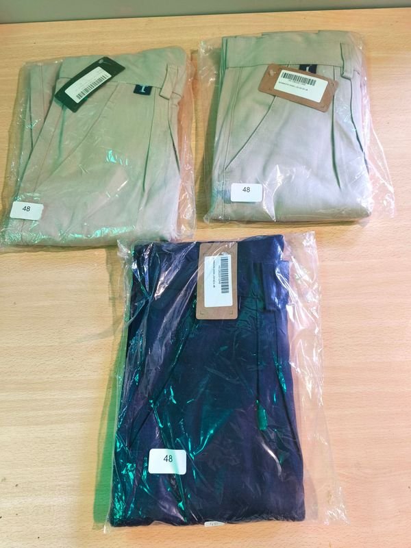 Ropa de Bombacha Unisex en Excelente Condición - imagen 1