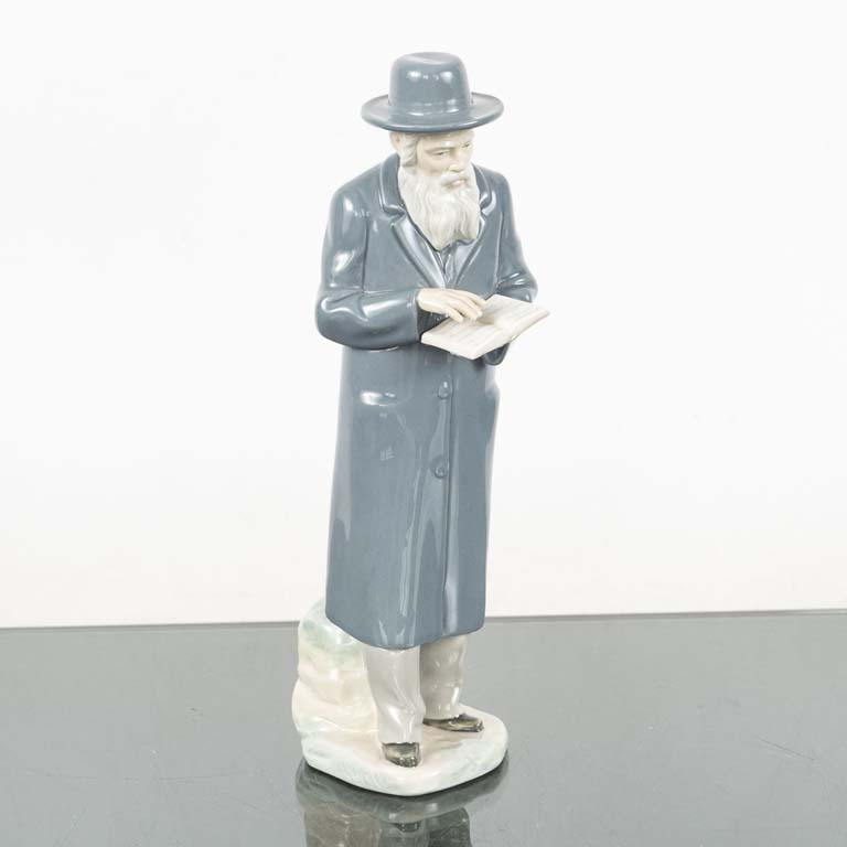 Figura porcelana Lladro Nao, española - Medidas: 8x30cm