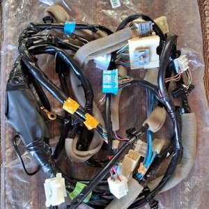 Arnés de cables con conectores - imagen 1
