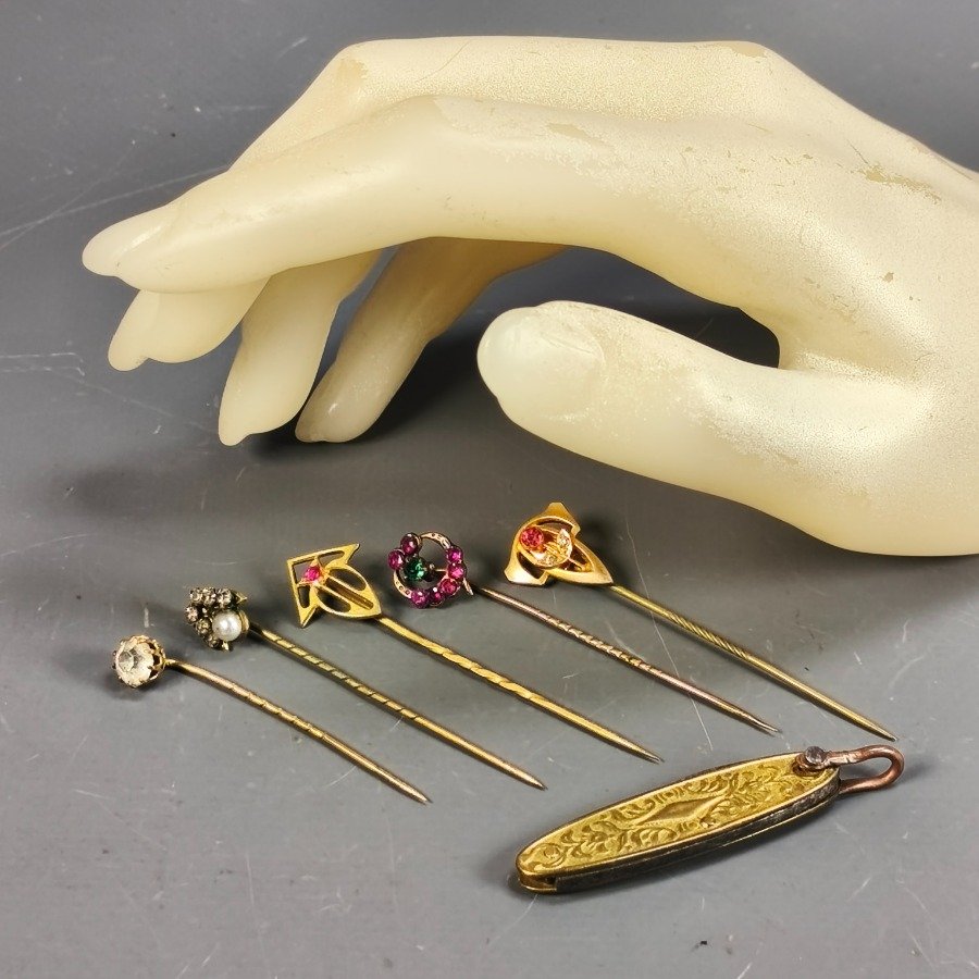 Item 16429 - Image 2