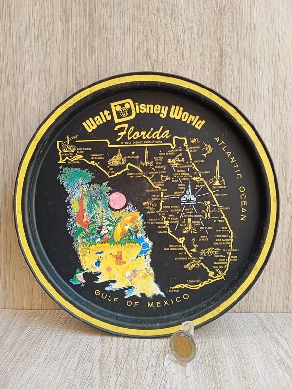 Bandeja en Metal de Walt Disney World