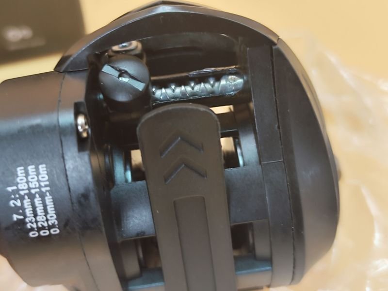 Reel de Pesca Galleta Nuevo en Caja - imagen 6