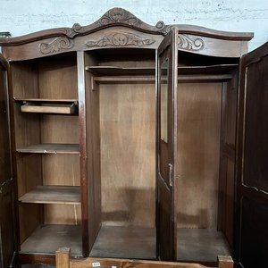 Ropero Antiguo de Madera Maciza con 3 Puertas y Espejo - imagen 2