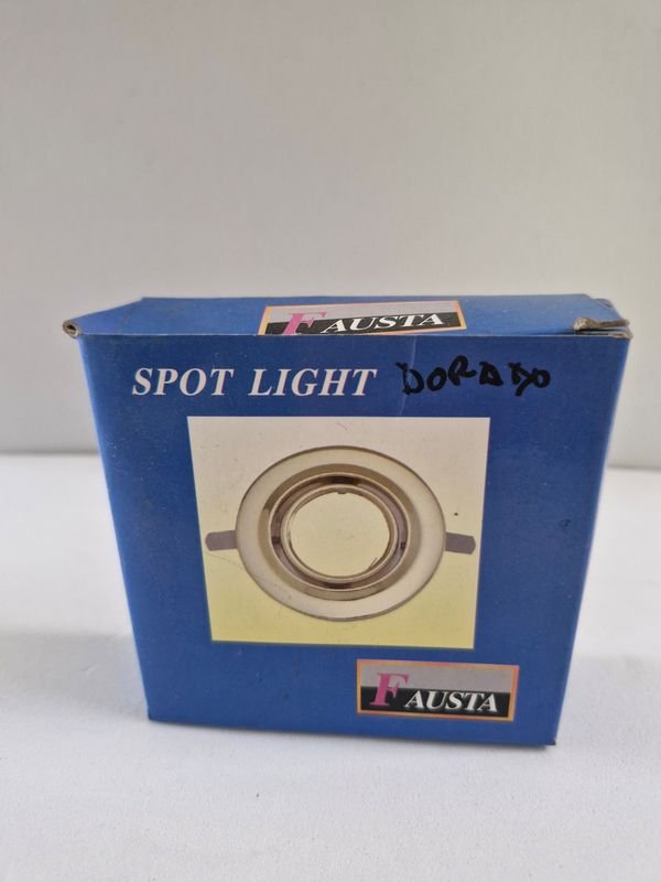 Spots Focos Color Dorado - Accesorios para Vehículos - imagen 1