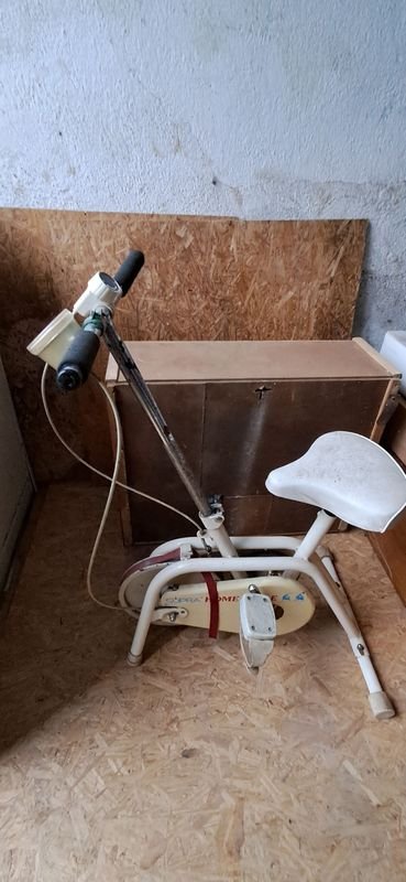 Item 880776 - Image 0