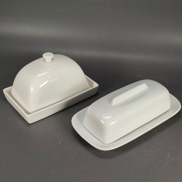 Dos Mantequeras de Porcelana Blanca, Diferentes Modelos - imagen 1