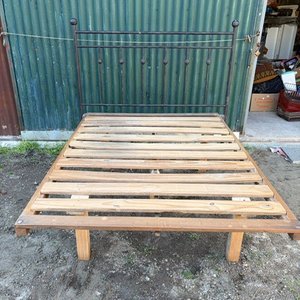 Lote anterior: Cama de 2 Plazas con Respaldo de Hierro y Base de Madera