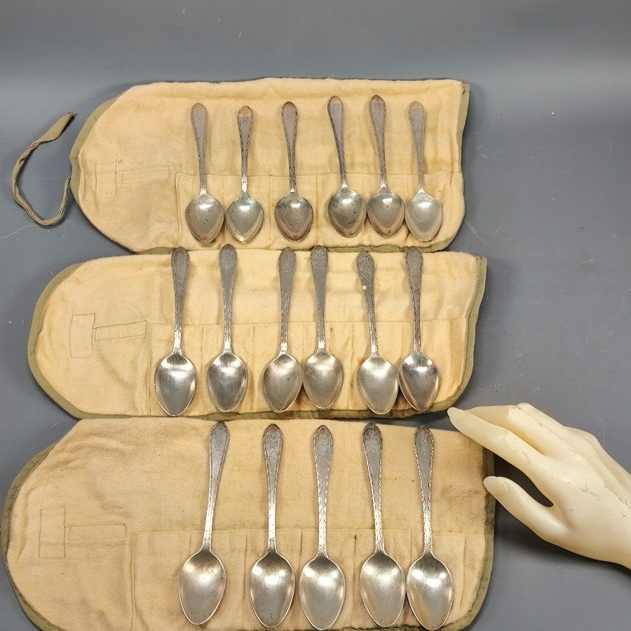 Item 18551 - Image 42