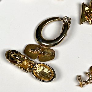 Lote de Joyería Variada: Gemelos, Cadena, Caravanas y Más - imagen 6