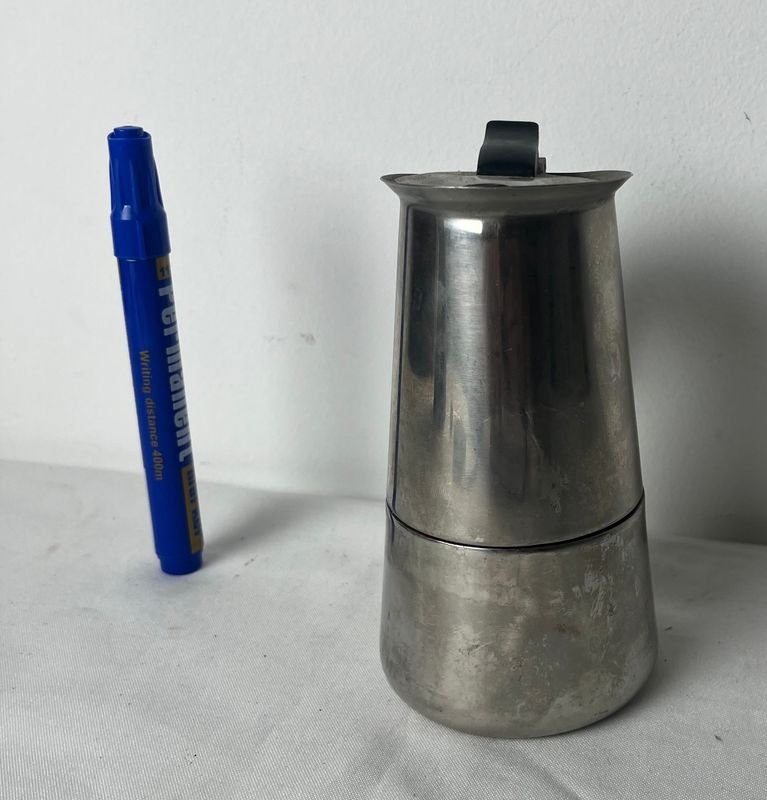 Cafetera italiana en buen estado - imagen 2