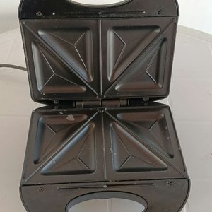 Sandwichera Premier ED-3622 Negra Poco Uso - imagen 3
