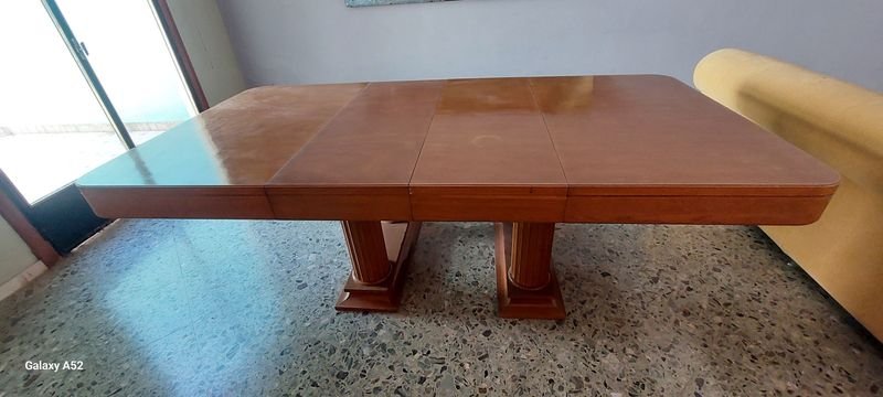 Lote anterior: Mesa de comedor estilo Art Deco extendible