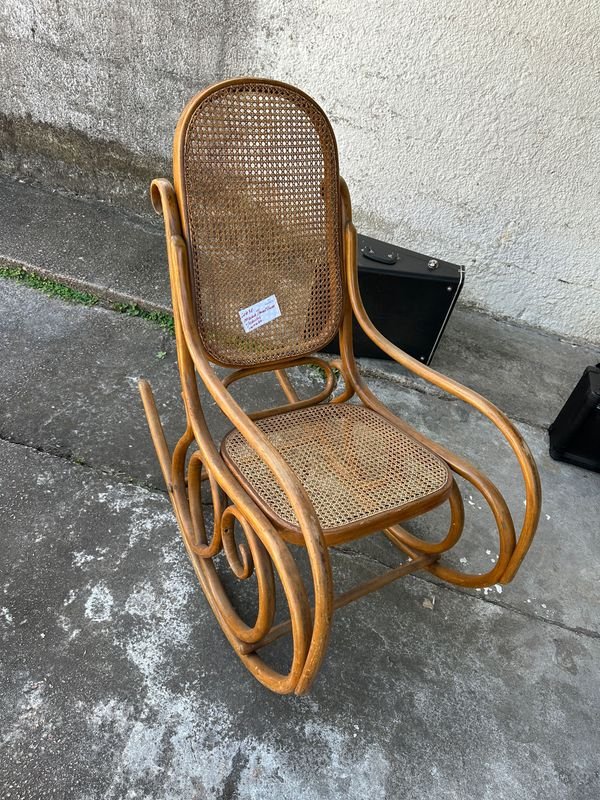 Silla de Roca Thonet Vienesa en Buen Estado - imagen 4