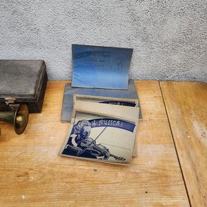 Trompeta Antigua Checoslovaca con Estuche y Libros - imagen 6
