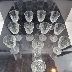 L 276 - 12 Piezas - Set de 12 copas para licor con cuerpo tallado de base redonda y fuste trenzado (Altura 12cm) - imagen 4