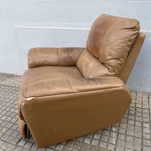 Sillón Reclinable de Cuerina con Masajeador (Sin Probar) - imagen 5
